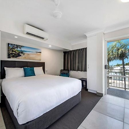 Endeavour Inn Emu Park Extérieur photo